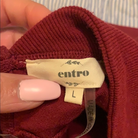 Entro distressed backless boxy crop sweatshirt - Picture 3 of 4